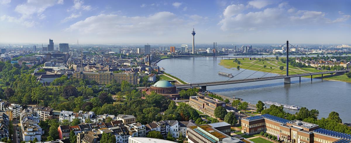 Düsseldorf_Skyline Panorama © Düsseldorf Tourismus GmbH - Photo U. Otte